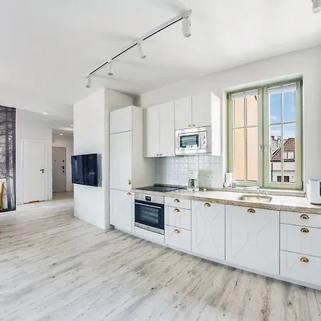 Monte Cassino, Sun & Snow